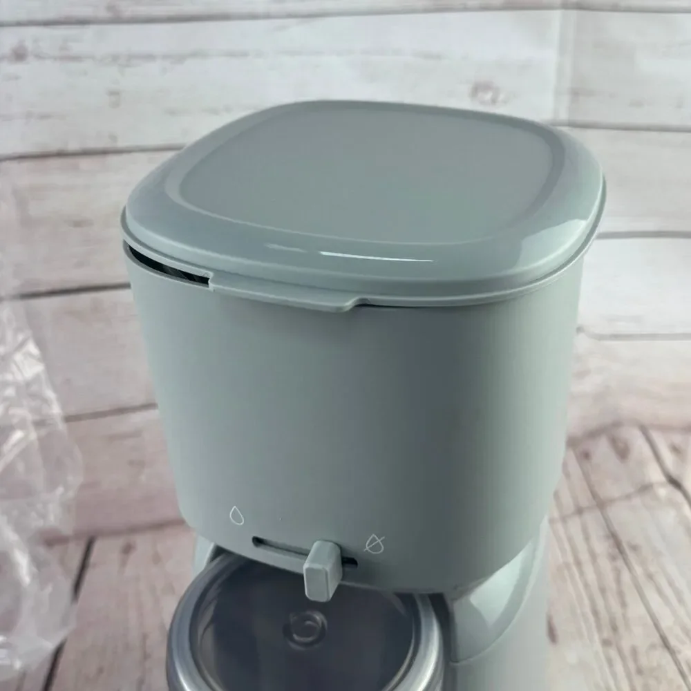 Mainstays Single Serve Iced Coffee Maker 20 Oz Soft Silver